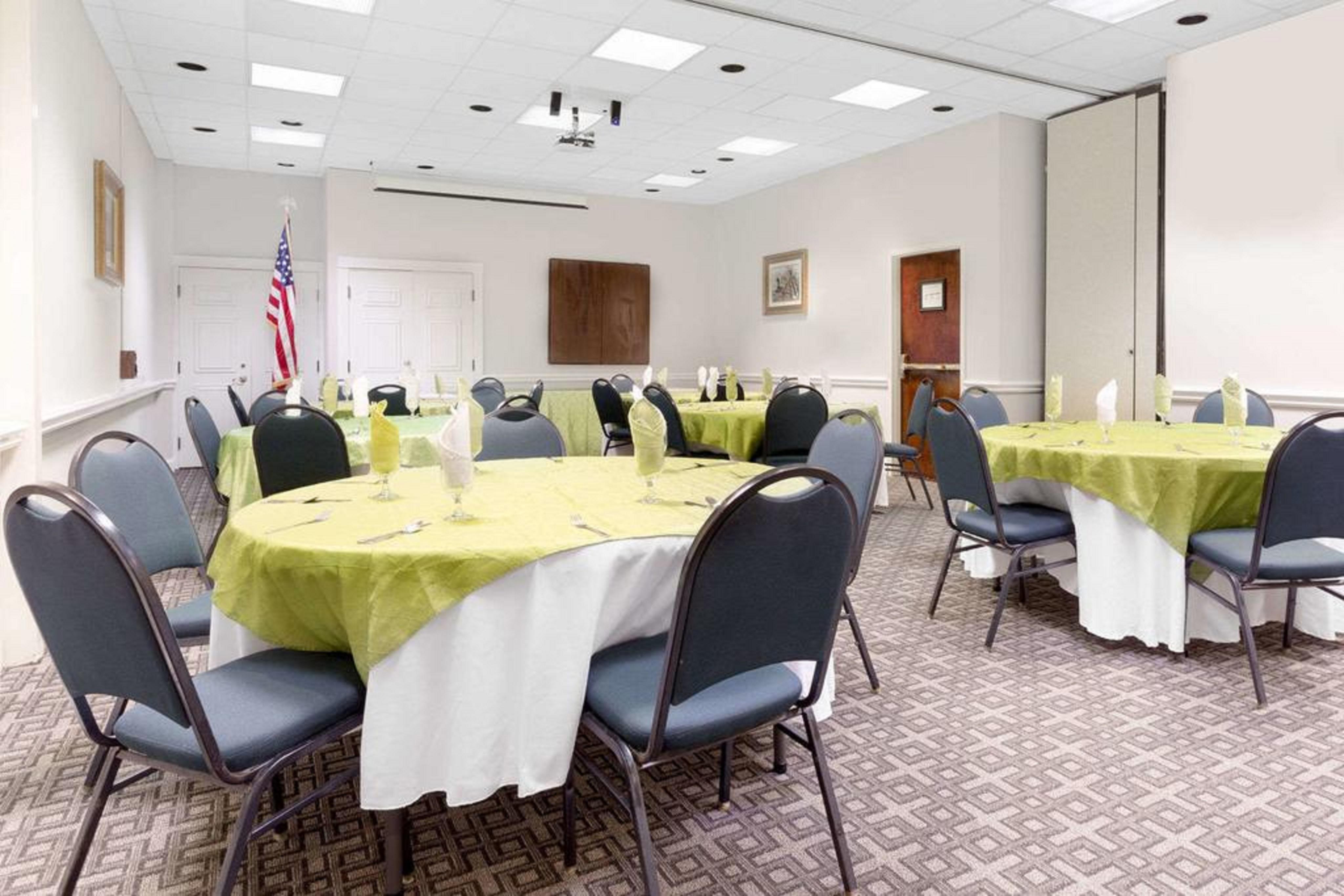 Ramada By Wyndham Augusta Fort Gordon Kültér fotó
